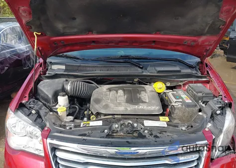 2016 Chrysler Town & Country Touring from USA, damaged, VIN 2C4RC1BG0GR174505